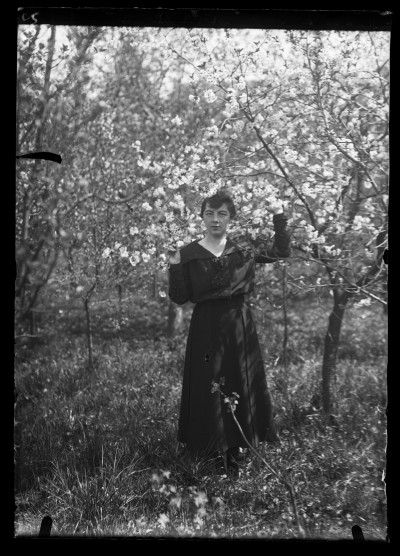 GFK-1-647 Janina Topolska, druga żona płk. Jana Kotowicza, w GFK-1-647.jpg