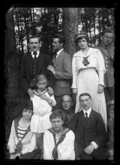 GFK-1-864 Portret grupowy, pierwsza z lewej Maria Janusz GFK-1-864.jpg