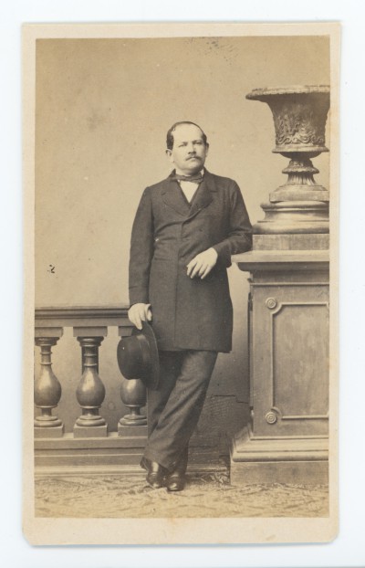 GFK-9-81 Portret mężczyzny GFK-9-81-1.jpg