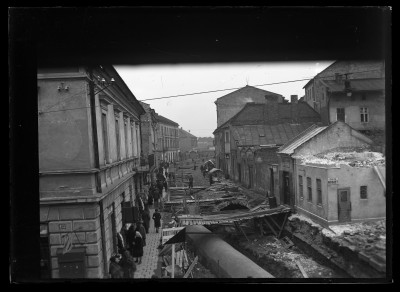 Przebudowa kanalizacji na ulicy Kopernika i wpuszczanie pod ziemię rzeczki Mikośki