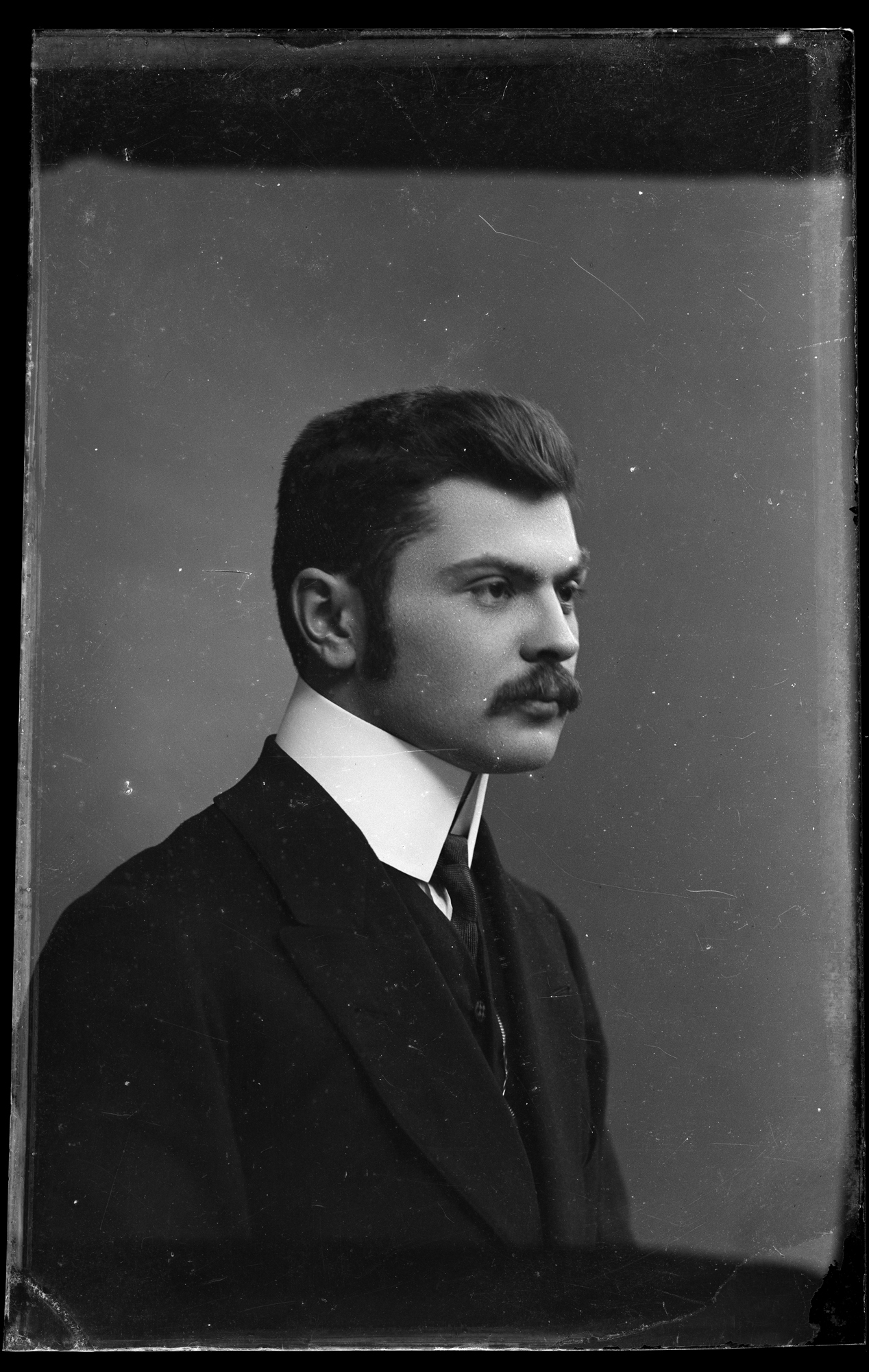 Portret młodego mężczyzny