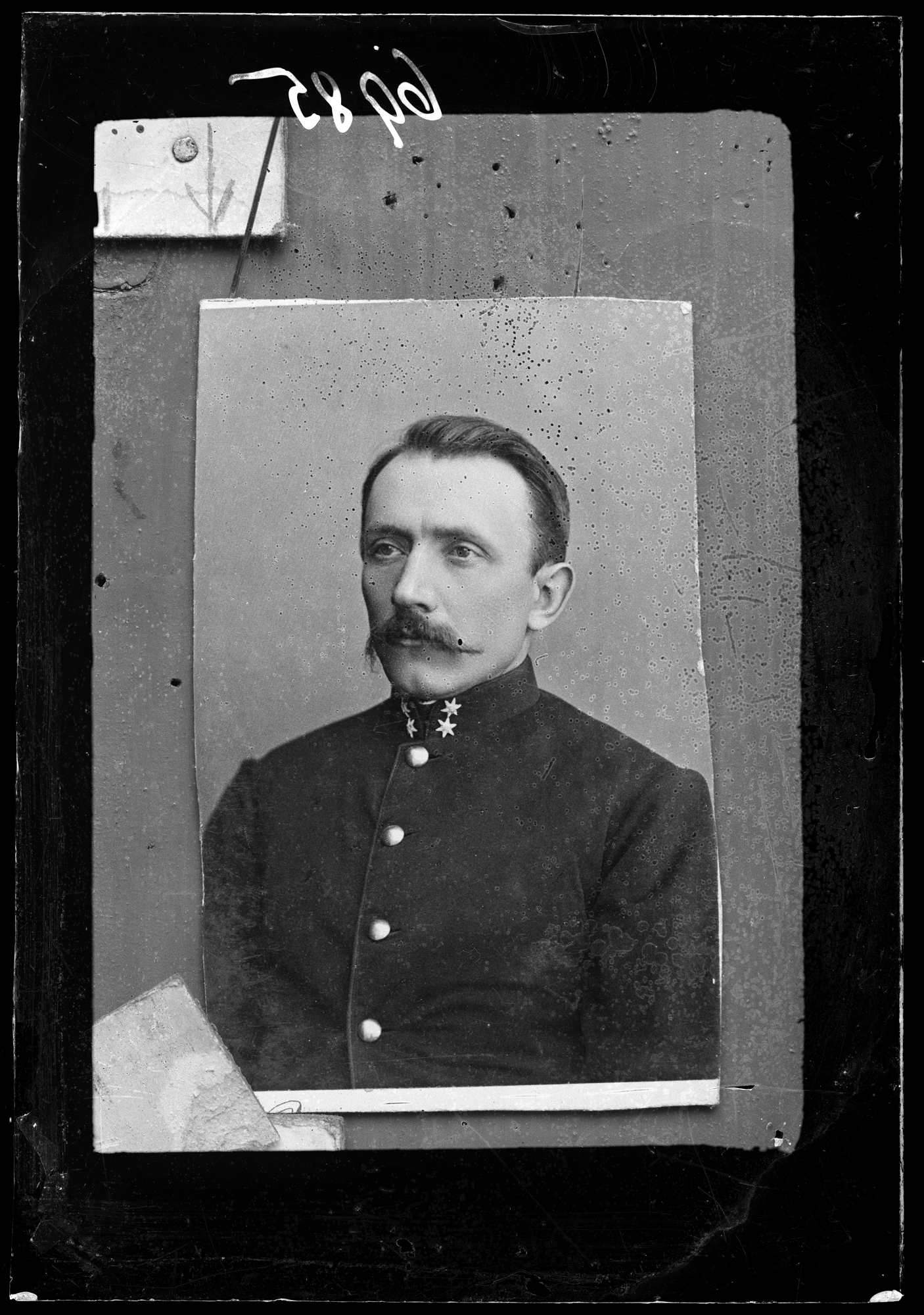 Portret Edwarda Janusza w mundurze armii austro-węgierskiej - reprodukcja