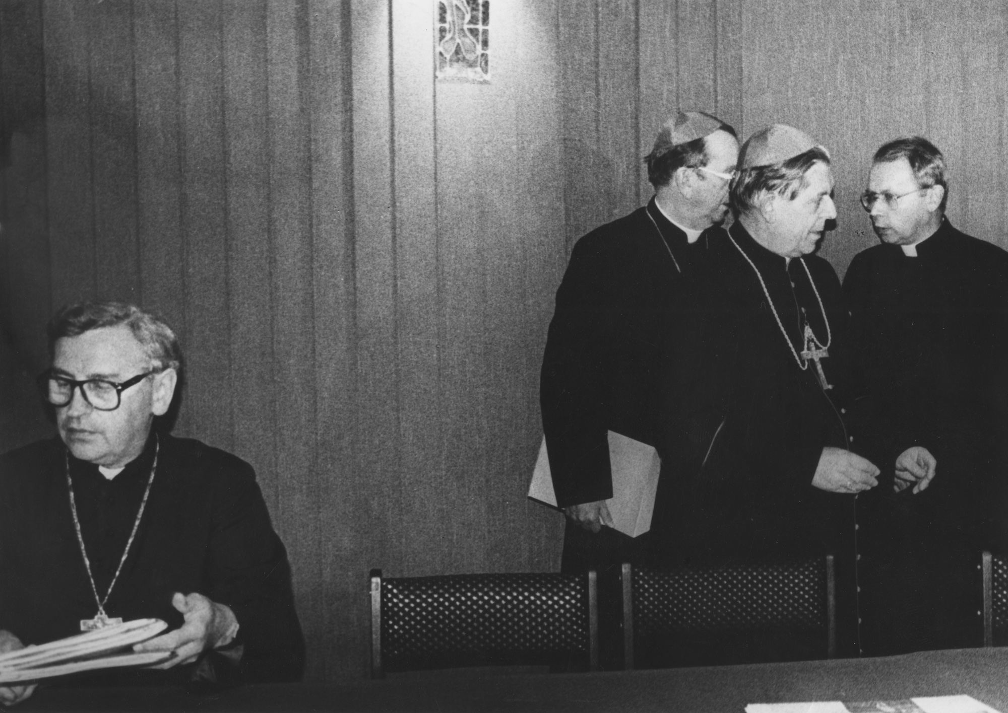 Konferencja Episkopatu Polski w Rzeszowie. Drugi od prawej prymas Józef Glemp - przewodniczący Konferencji Episkopatu Polski w latach 1981–2004