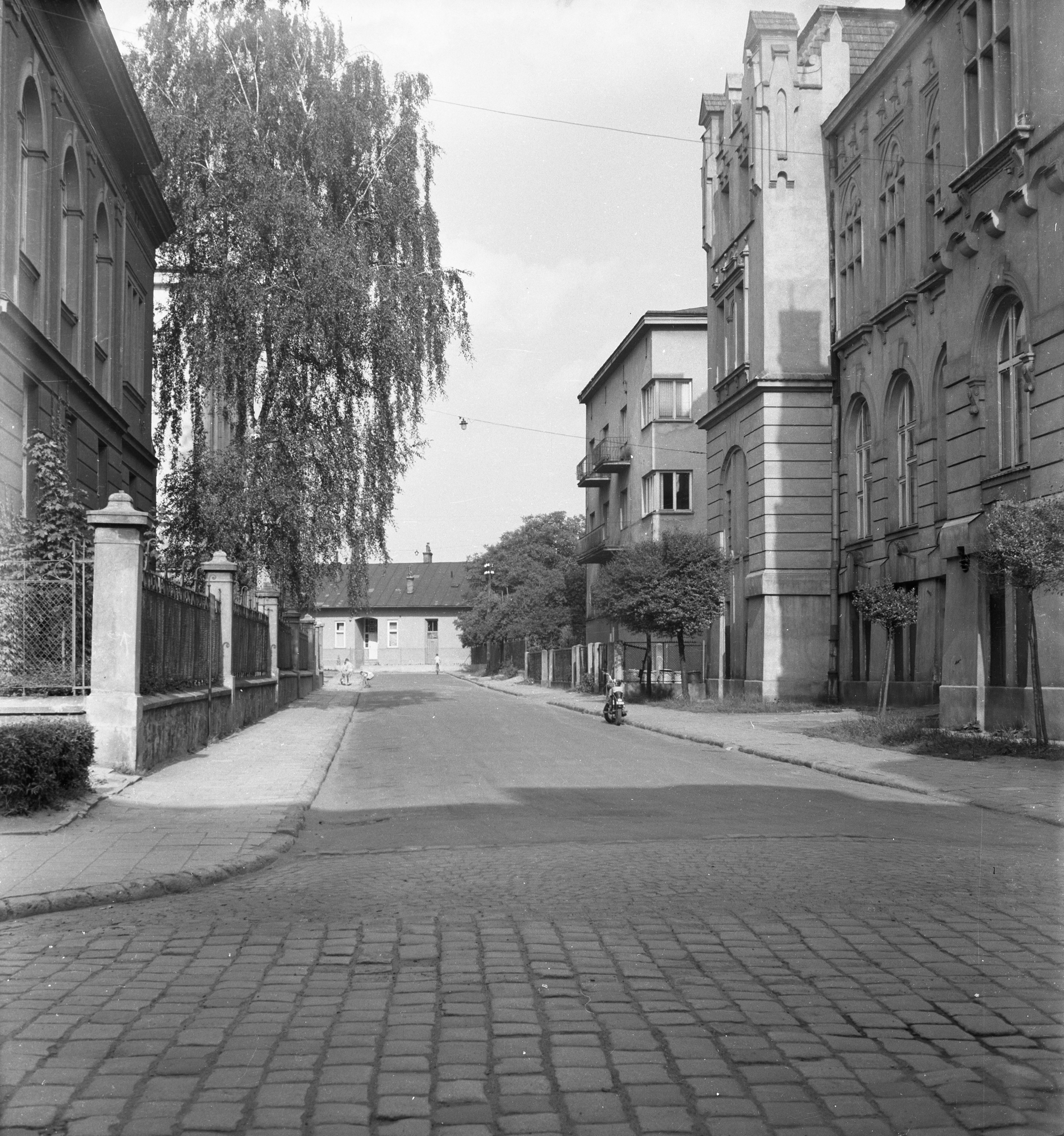 Ulica Władysława Kniewskiego w Rzeszowie, obecnie ul. Roderyka Alsa