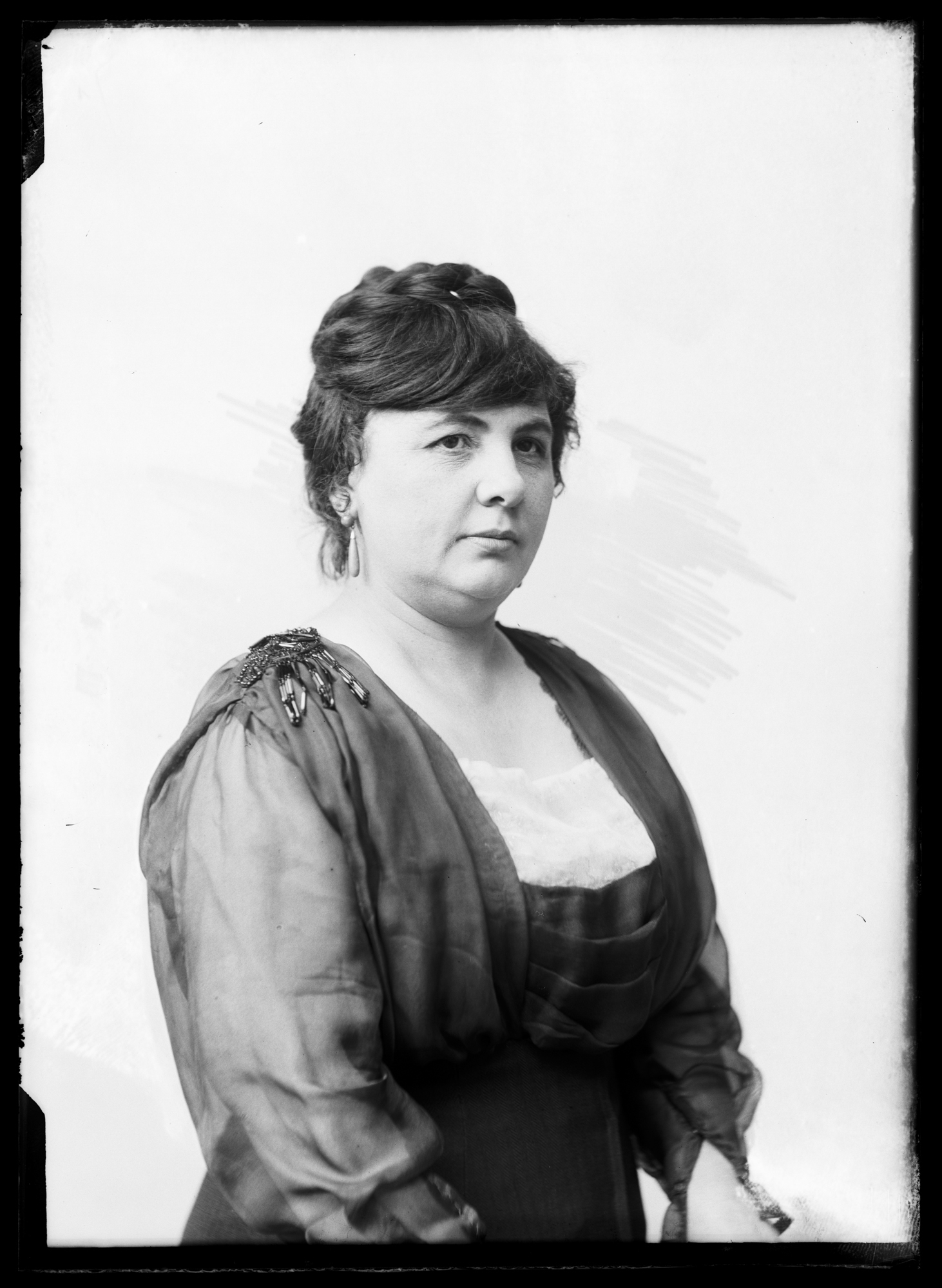 Portret Janiny Kotowicz - żony płk Jana Kotowicza