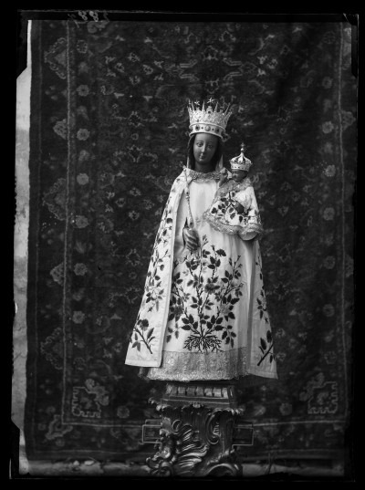 GFK-1-1253 Cudowna figura Matki Bożej w Kościele oo. Bernardy GFK-I-1253.jpg