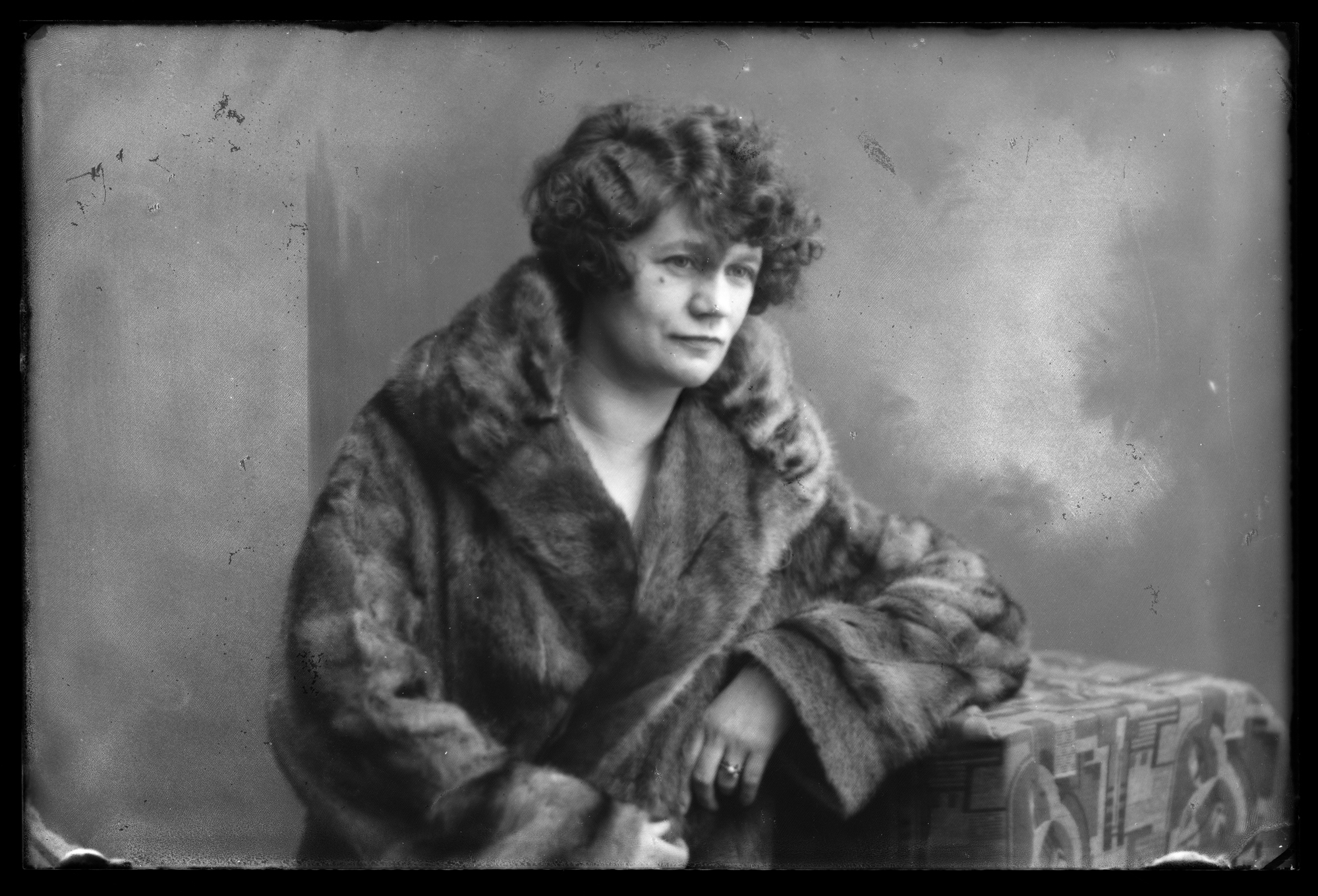 Mitzi, siostrzenica Leopoldyny Janusz w futrze