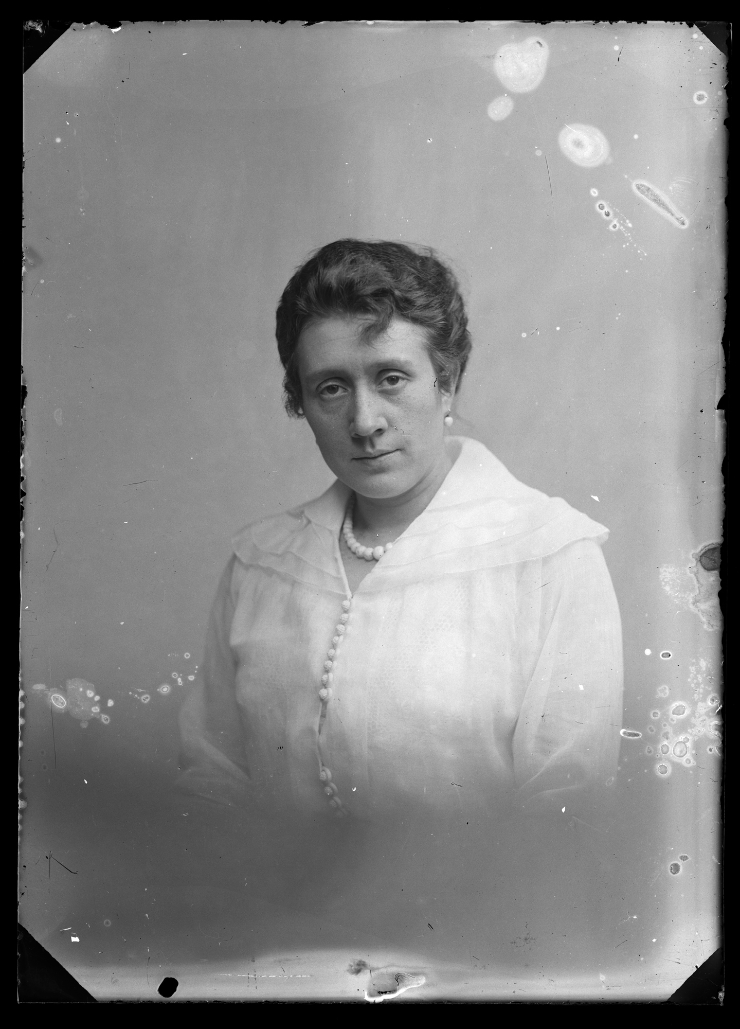 Portret Doroty Elgas