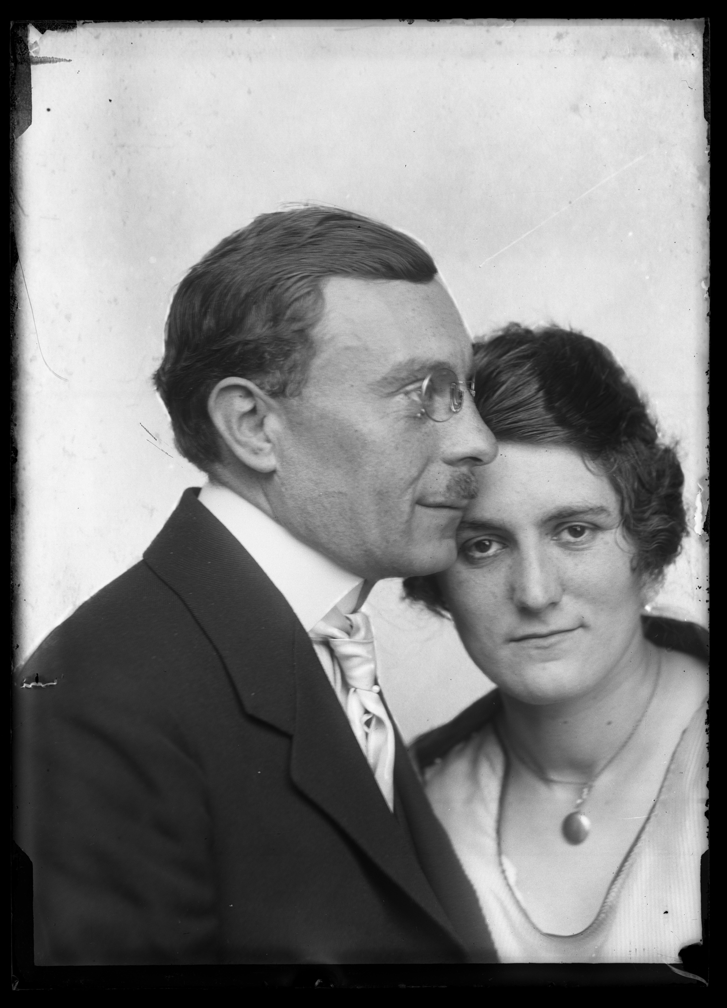 Frieda, siostrzenica Leopoldyny Janusz z mężem Antonim